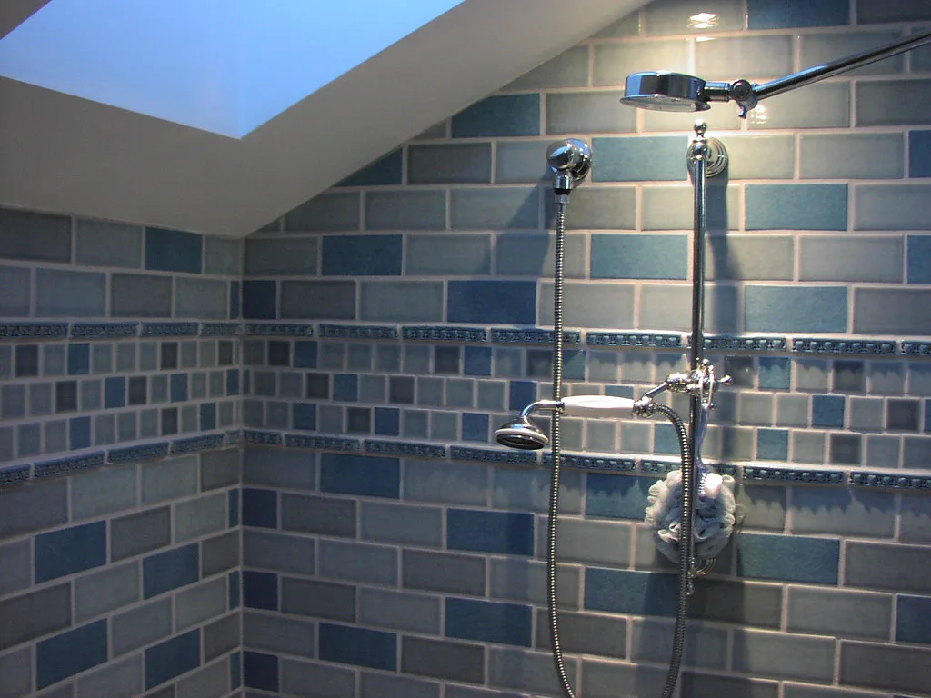 Modern dual-head shower
